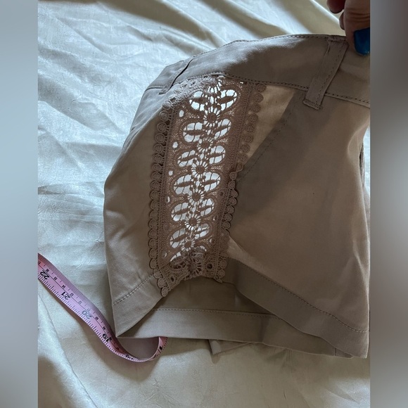 Demeanor Beige Women Shorts - Picture 6 of 7